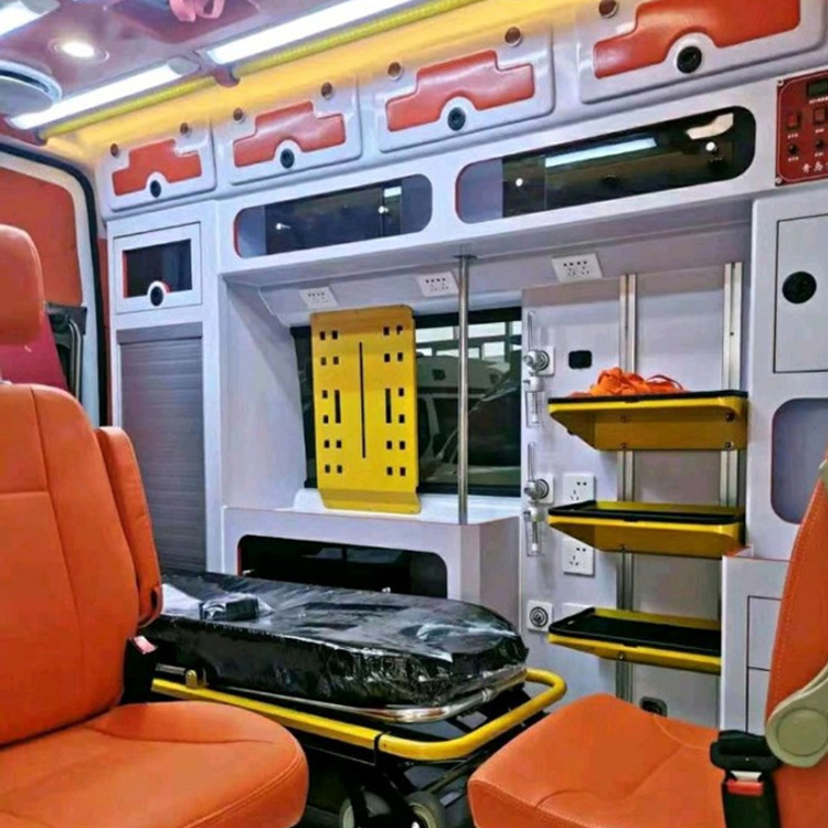 郊区长途救护车护送病人租赁价格